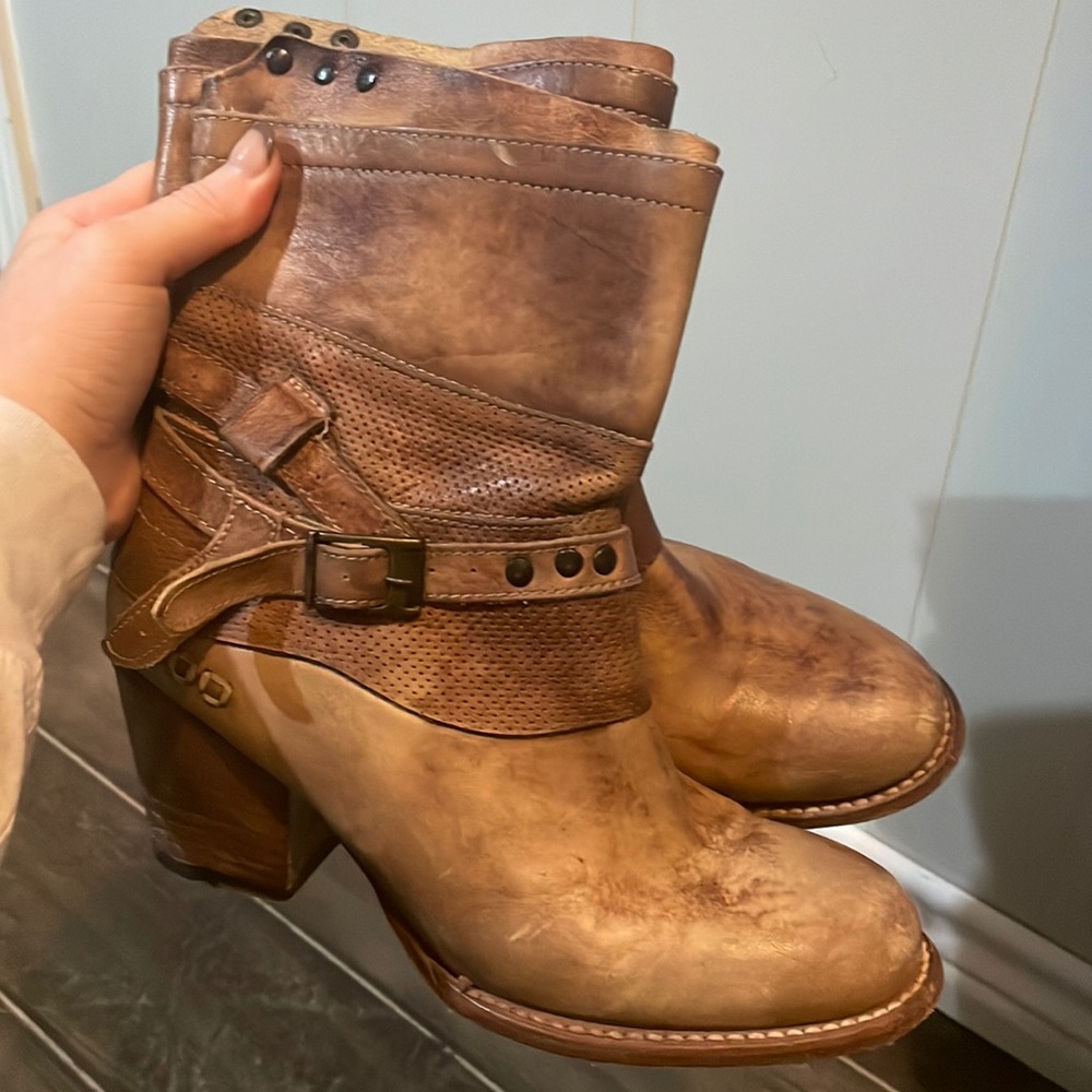 BedStu boots leather brown booties